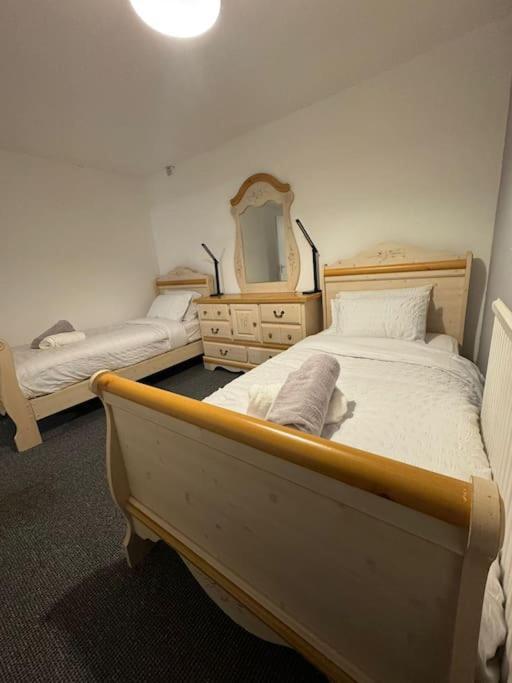 Holiday home Cozy 3-bed House In Centre *